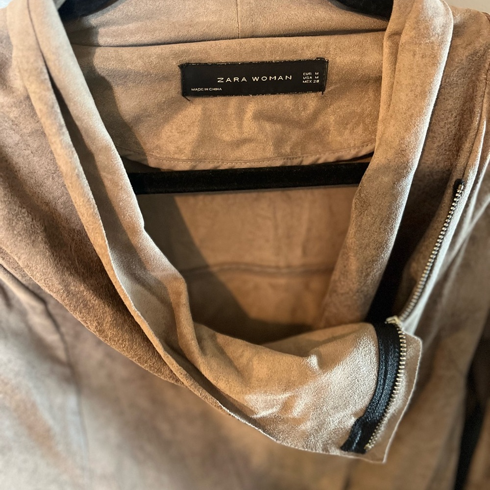 Zara Woman Beige Jacket with Zipper Detail